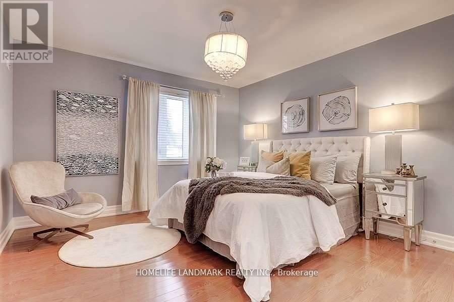 32 Windridge Drive, Markham, ON - Indoor Photo Showing Bedroom
