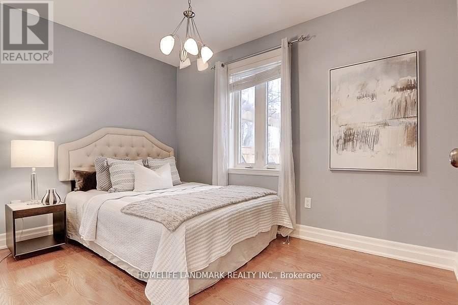 32 Windridge Drive, Markham, ON - Indoor Photo Showing Bedroom