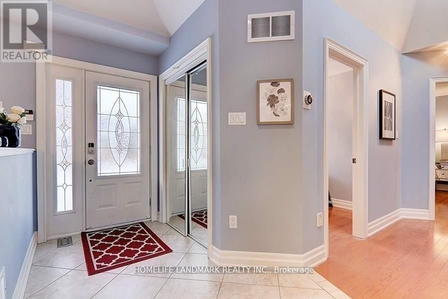32 Windridge Drive, Markham, ON - Indoor Photo Showing Other Room