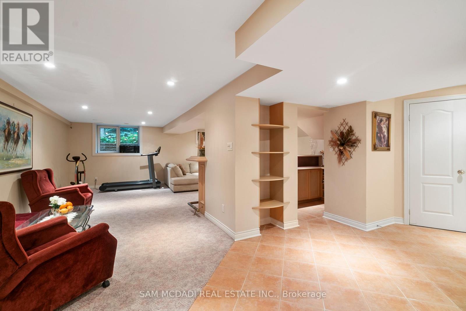 978 Tennyson Avenue, Mississauga, ON - Indoor