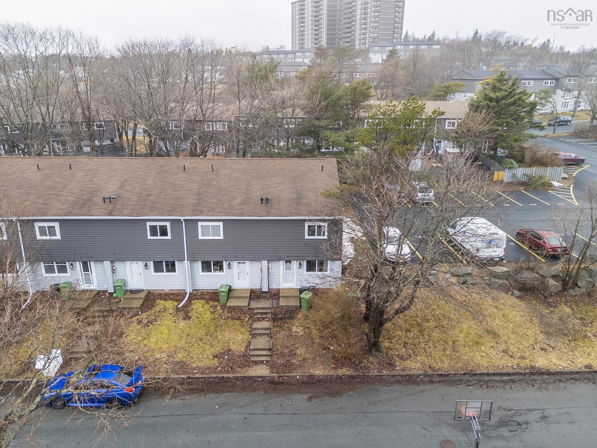 72 Cavendish Road, Halifax, NS