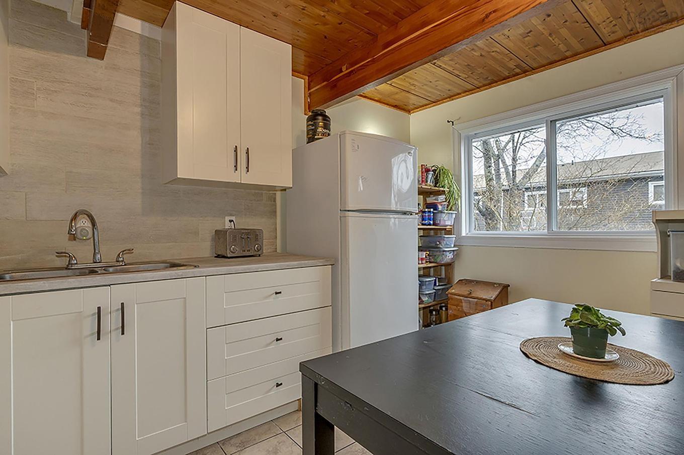 72 Cavendish Road, Halifax, NS