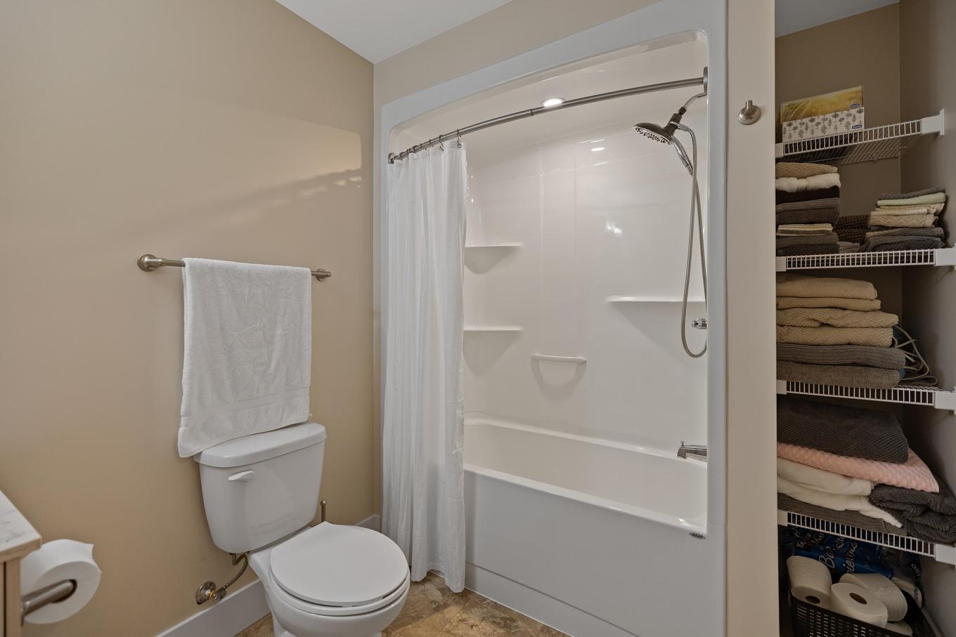 204 29 Stratford Road, Stratford, PE