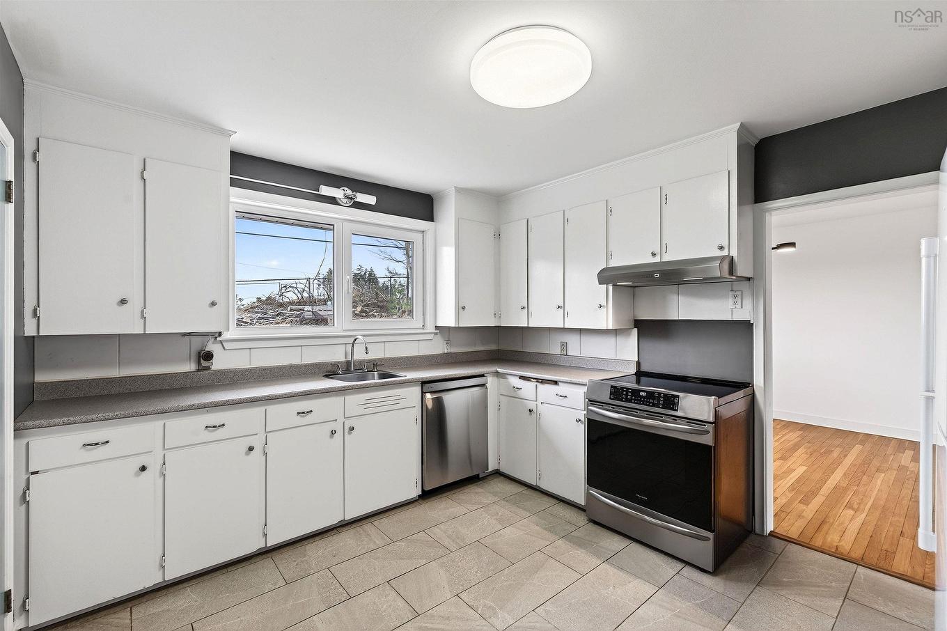 24 Canary Crescent, Halifax, NS
