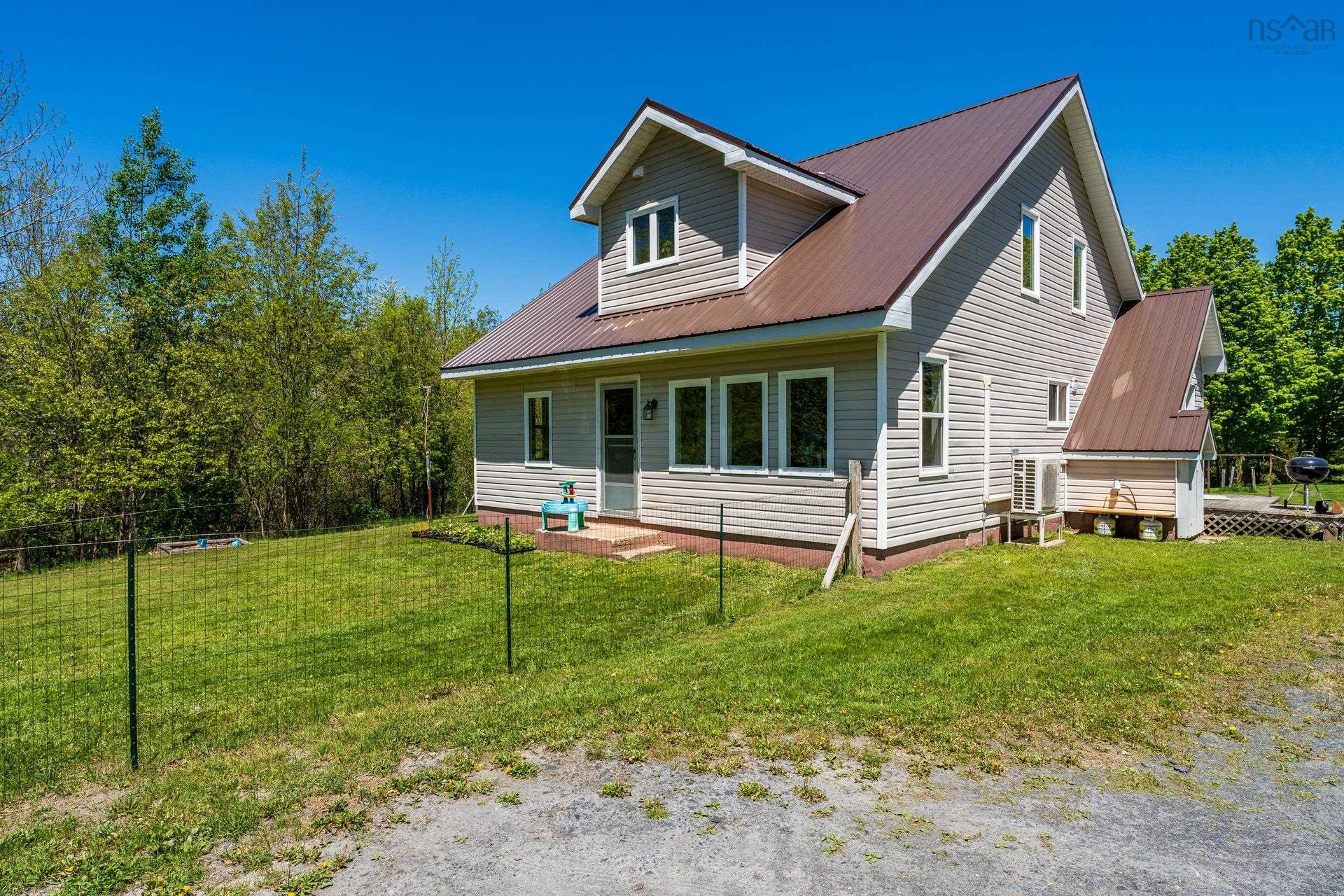 550 River Road, Bear River, NS
