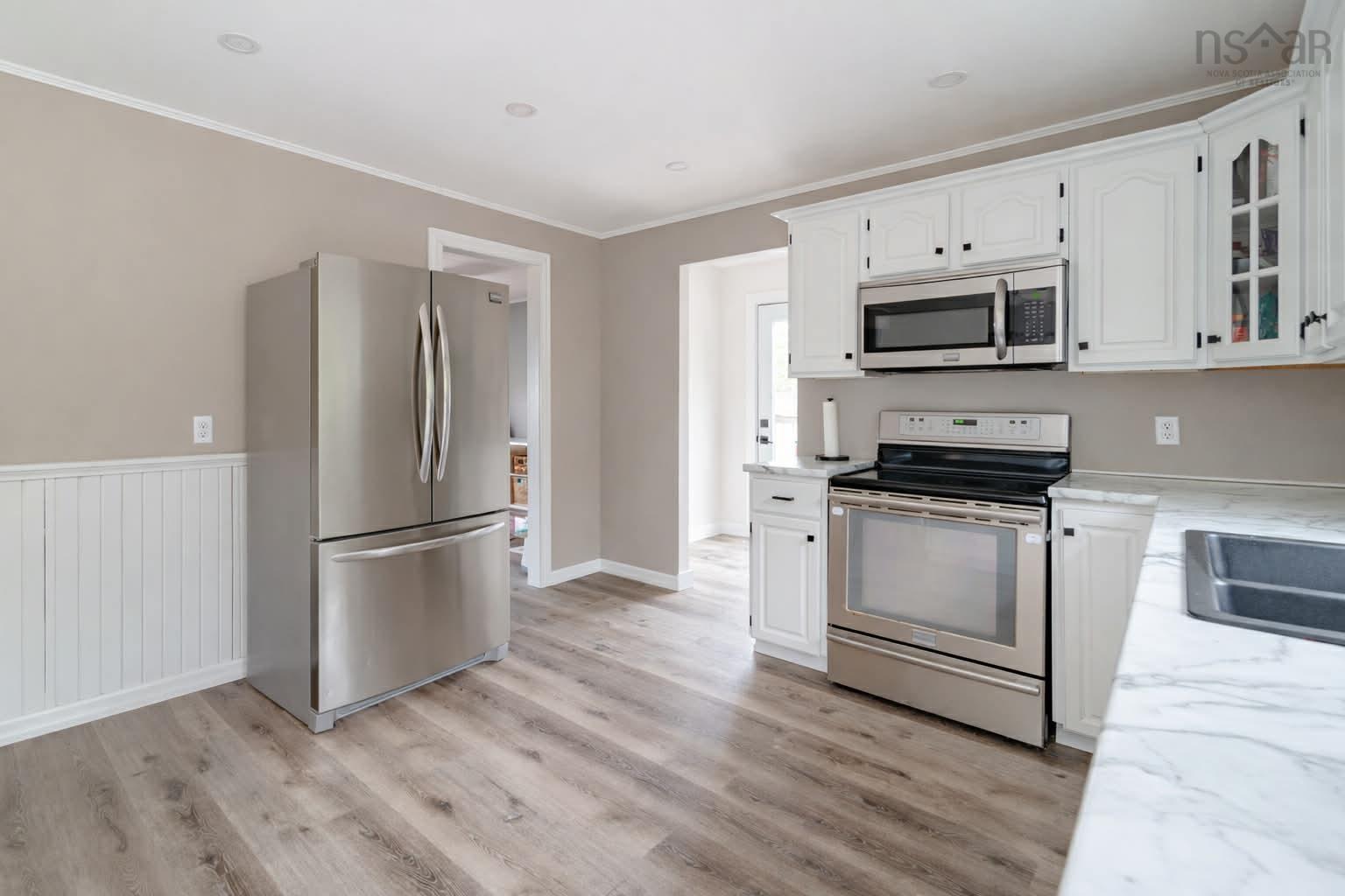 19 Long Point Road, Newellton, NS