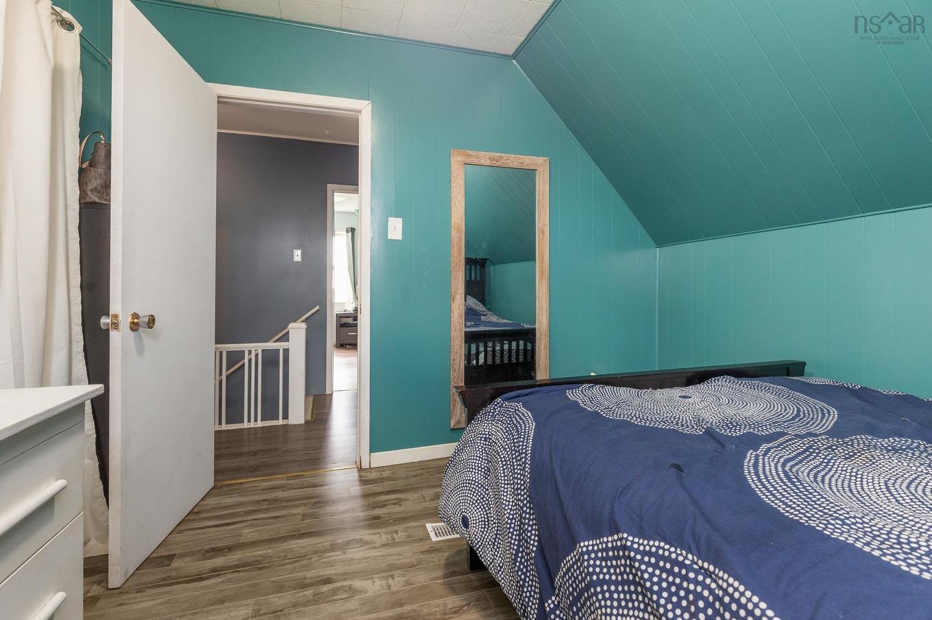 5347 Highway 1, Salmon River, NS