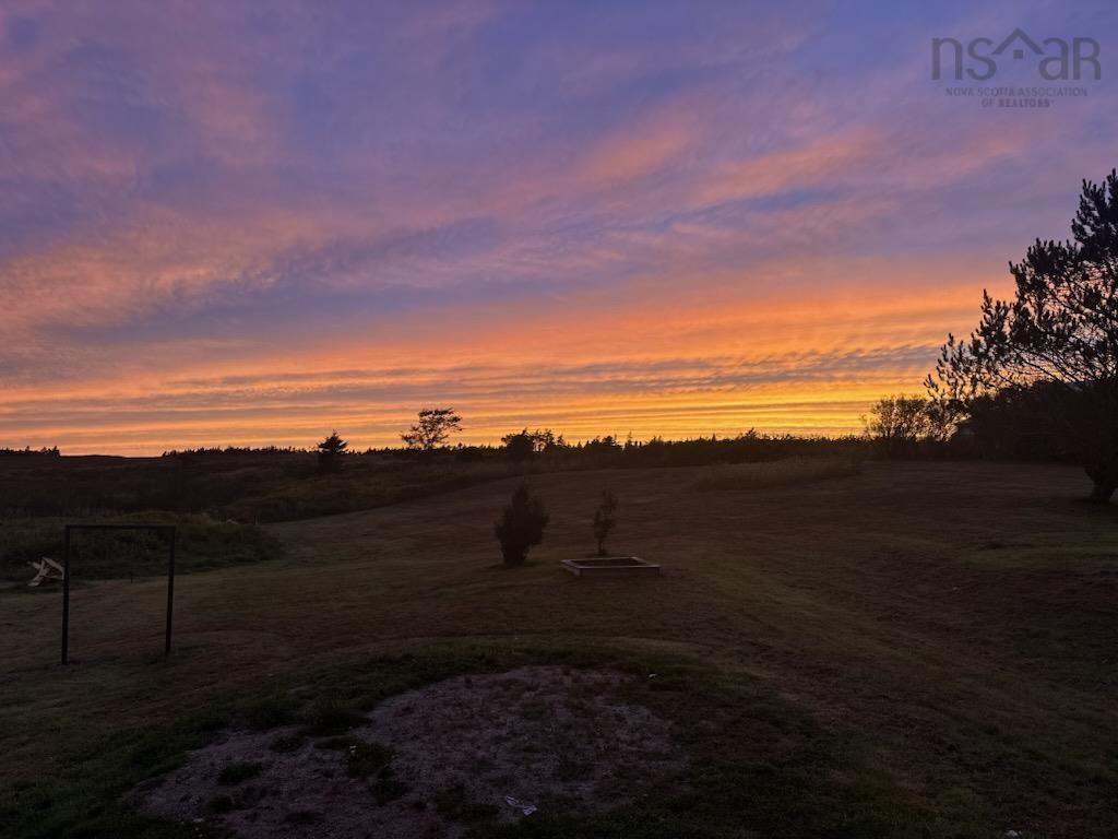 5347 Highway 1, Salmon River, NS