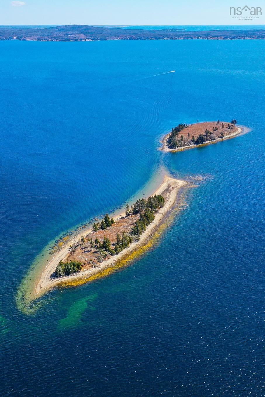 Saddle Island, Chester, NS
