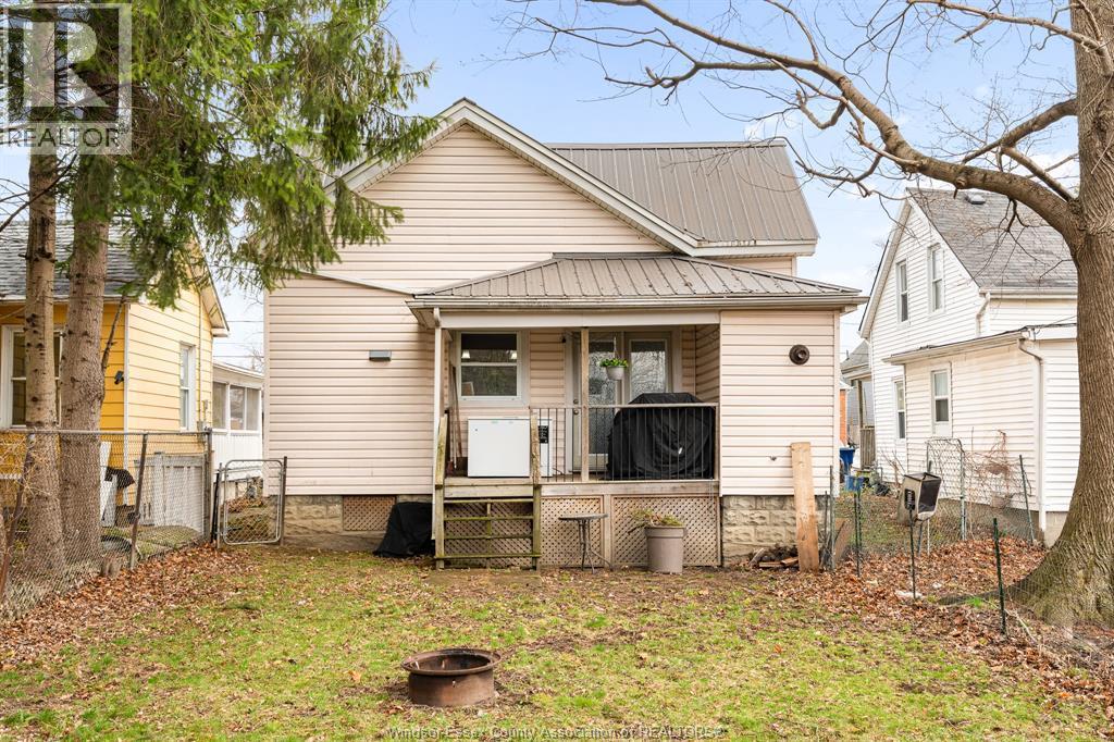 198 Raleigh, Chatham, ON - Outdoor