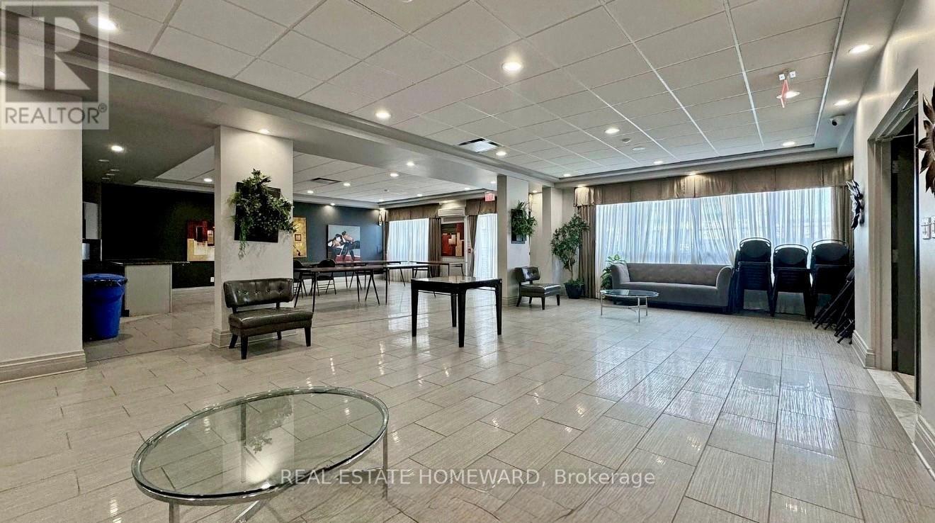 Party Room. - 108 - 50 Disera Drive, Vaughan, ON - Indoor Photo Showing Other Room With In Ground Pool
