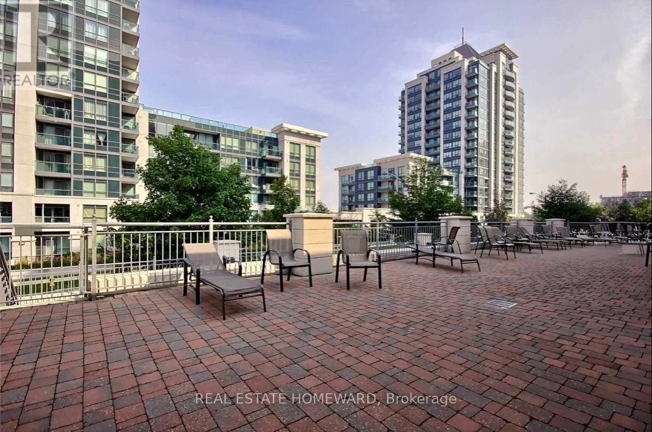 Roof terrace. - 108 - 50 Disera Drive, Vaughan, ON - Indoor Photo Showing Other Room