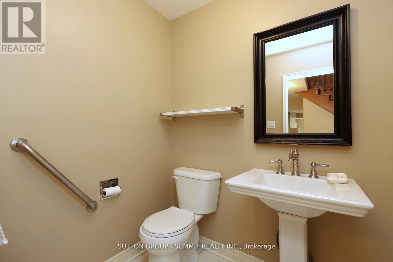 2654 Ambercroft Trail, Mississauga, ON - Indoor Photo Showing Bathroom