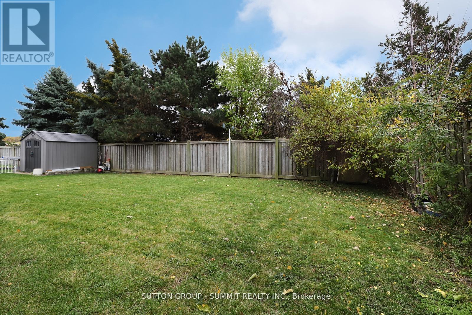 2654 Ambercroft Trail, Mississauga, ON - Outdoor With Backyard