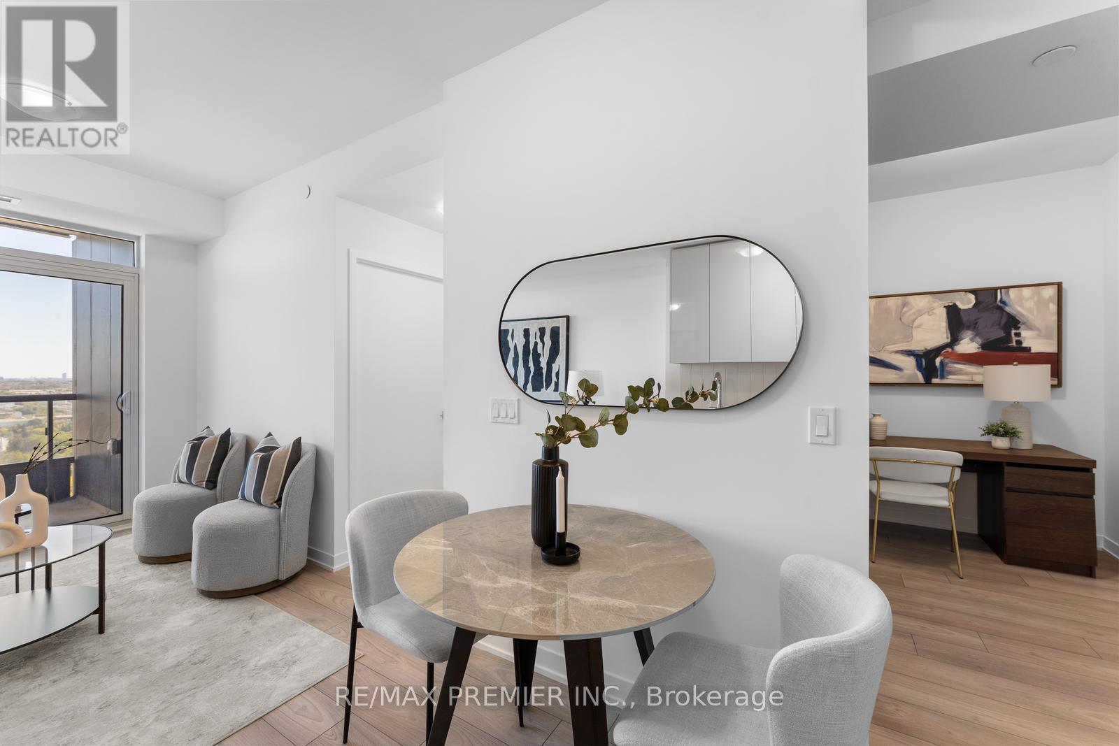 2206 - 474 Caldari Road, Vaughan, ON - Indoor