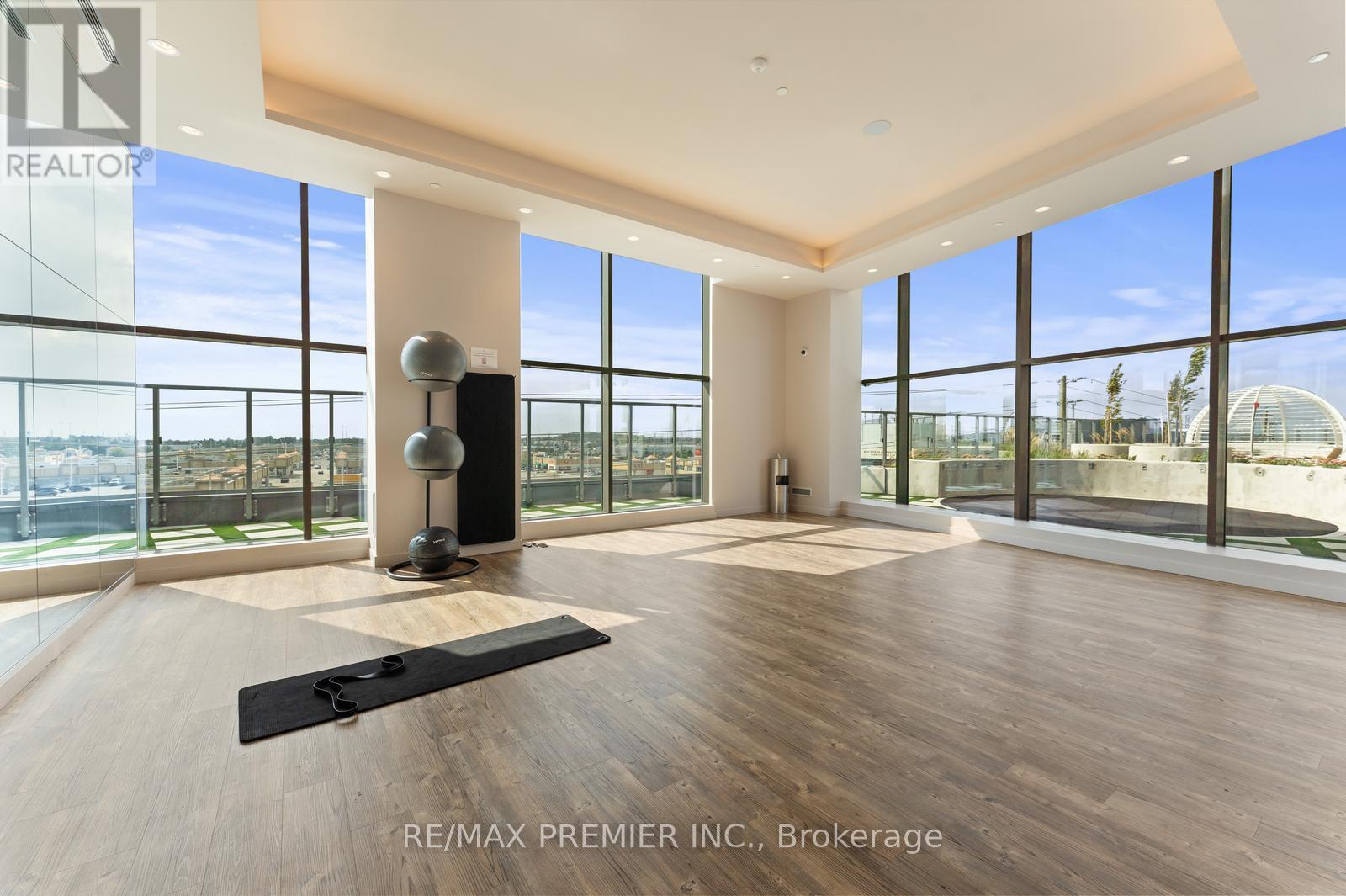 2206 - 474 Caldari Road, Vaughan, ON - Indoor