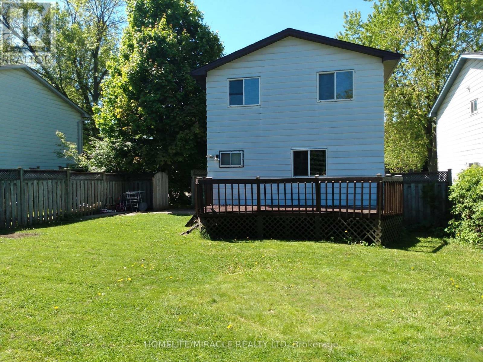 23 Heatherdale Place, Hamilton, ON - Outdoor With Deck Patio Veranda