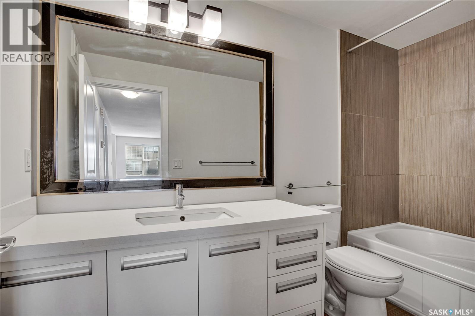 103 1015 Patrick Crescent, Saskatoon, SK - Indoor Photo Showing Bathroom