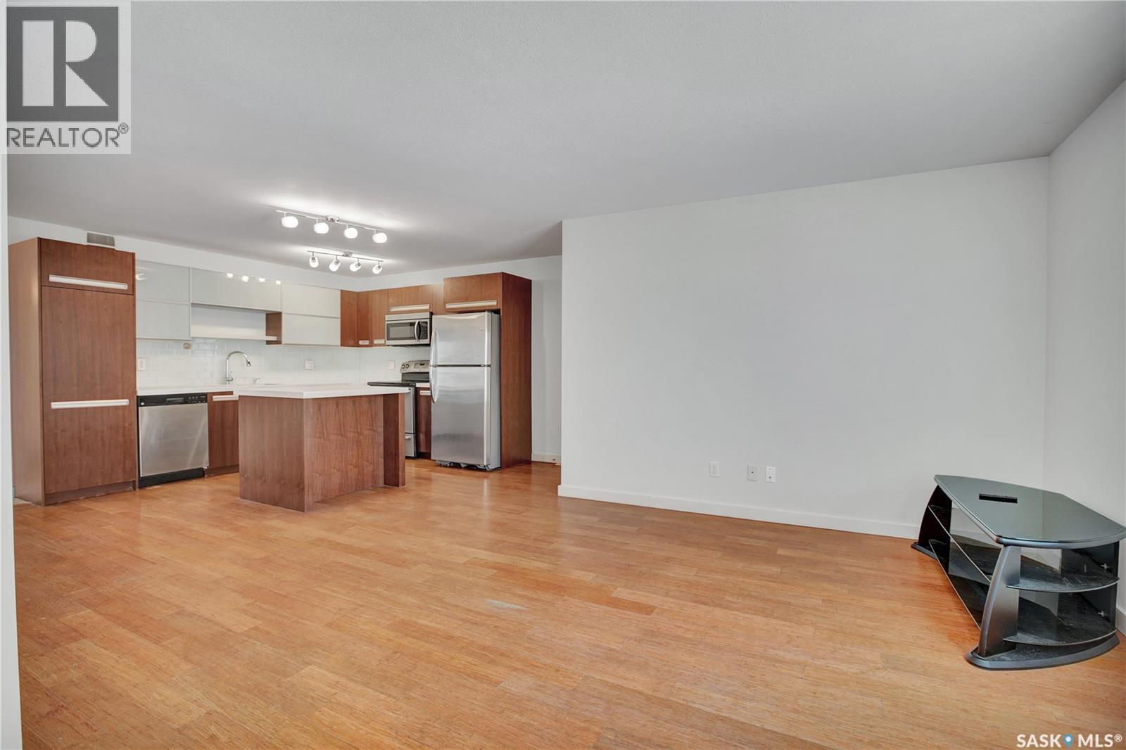 103 1015 Patrick Crescent, Saskatoon, SK - Indoor Photo Showing Kitchen