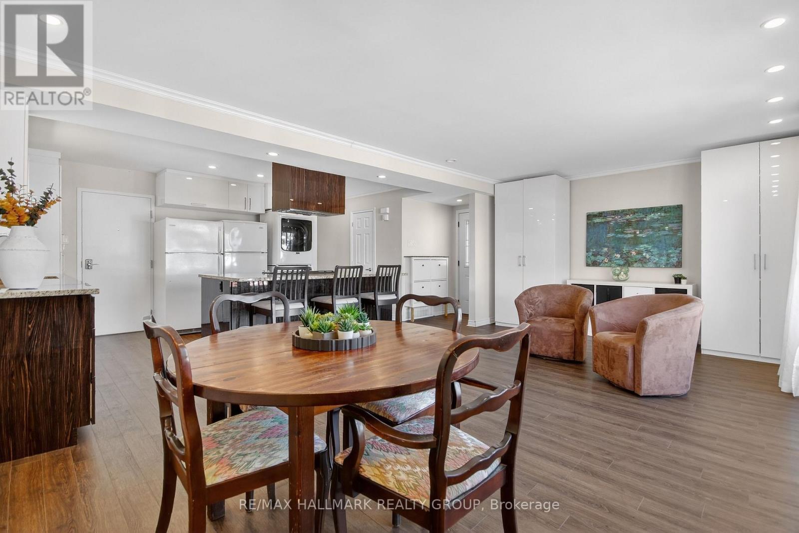 2160 Lambeth Walk, Ottawa, ON - Indoor Photo Showing Dining Room