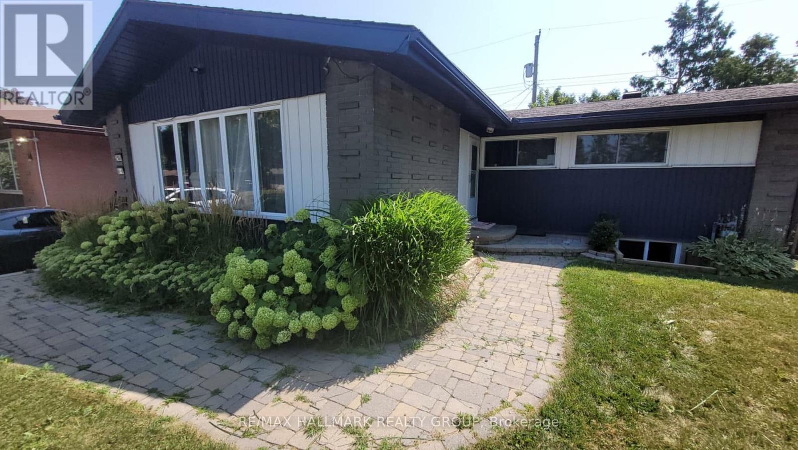 2160 Lambeth Walk, Ottawa, ON - Outdoor