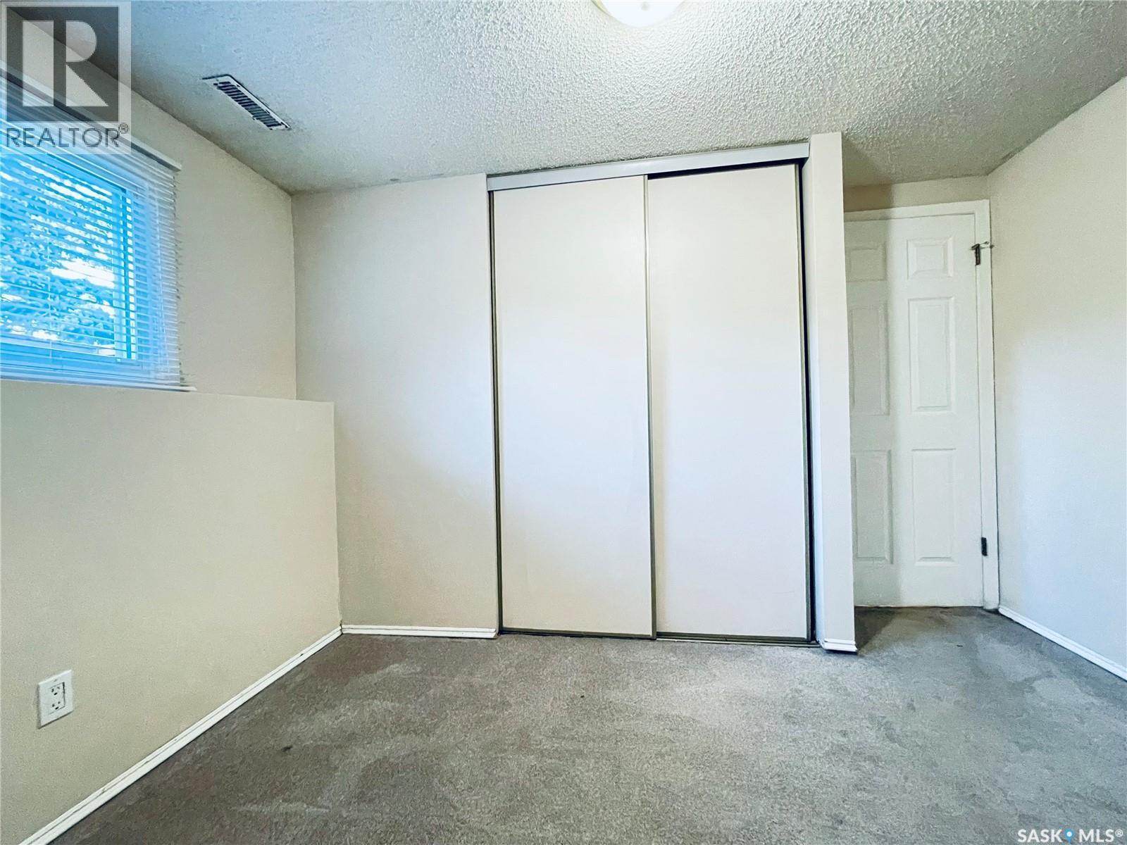371 Fines Drive, Regina, SK - Indoor Photo Showing Other Room