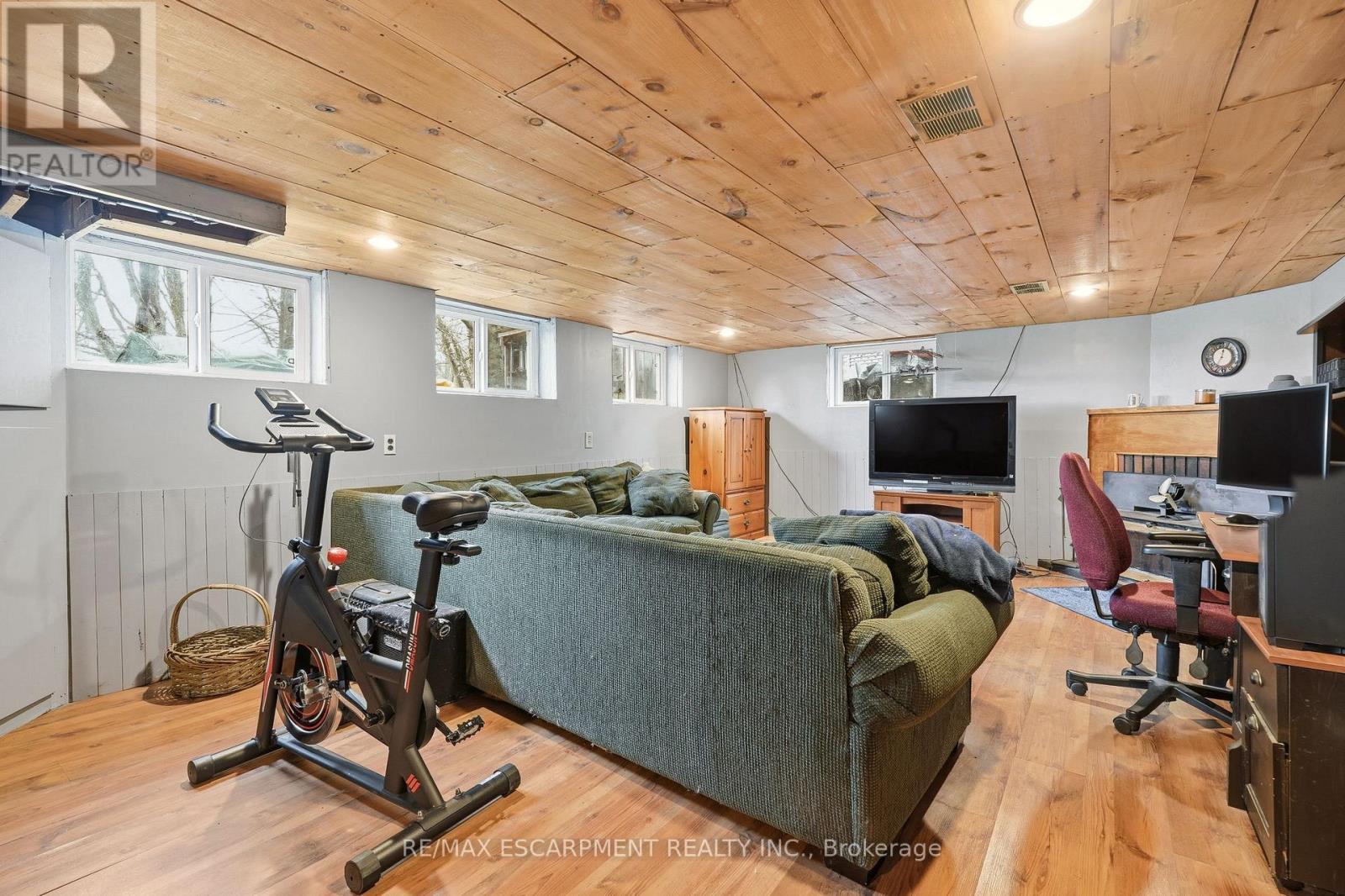 1767 Centre Road, Hamilton, ON - Indoor Photo Showing Gym Room