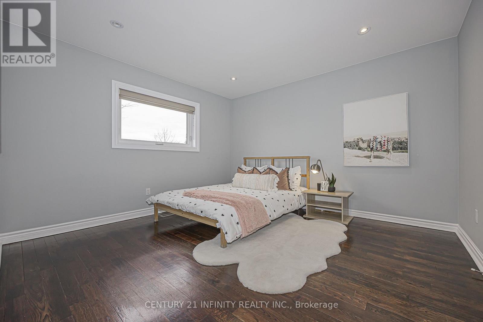 150 Strathearn Avenue, Richmond Hill (Bayview Hill), ON - Indoor Photo Showing Bedroom