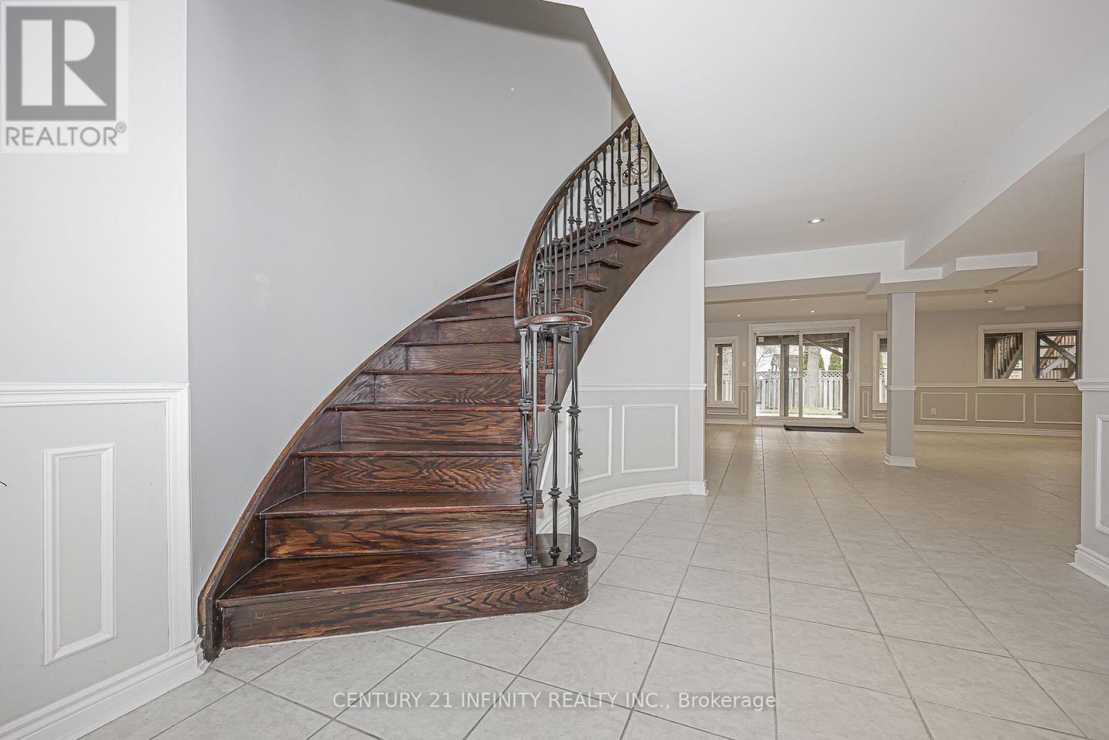 150 Strathearn Avenue, Richmond Hill (Bayview Hill), ON - Indoor Photo Showing Other Room