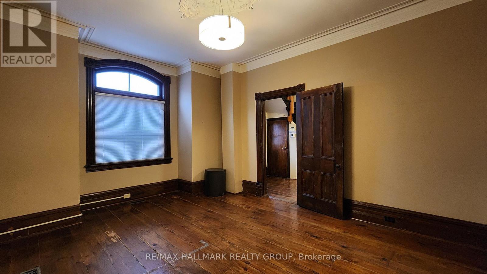 113 Murray Street, Ottawa, ON - Indoor Photo Showing Other Room
