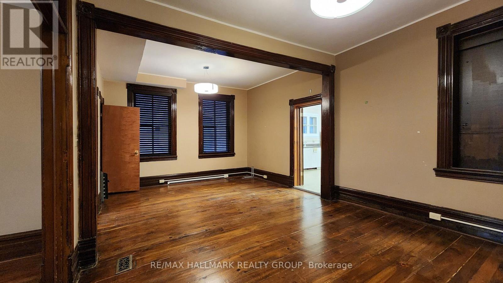 113 Murray Street, Ottawa, ON - Indoor Photo Showing Other Room