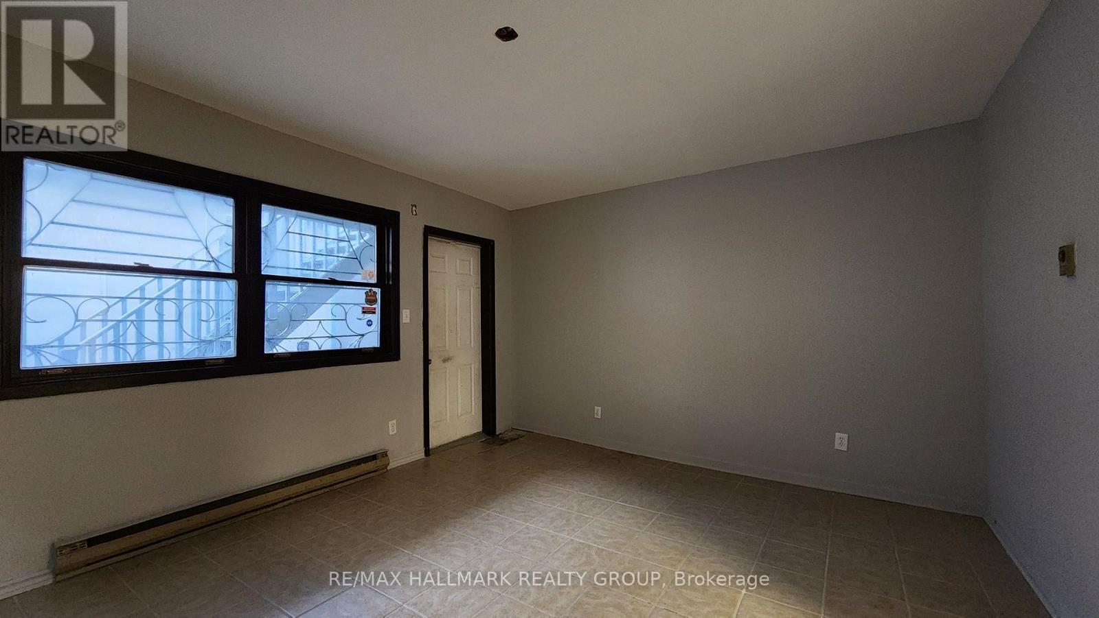 113 Murray Street, Ottawa, ON - Indoor Photo Showing Other Room