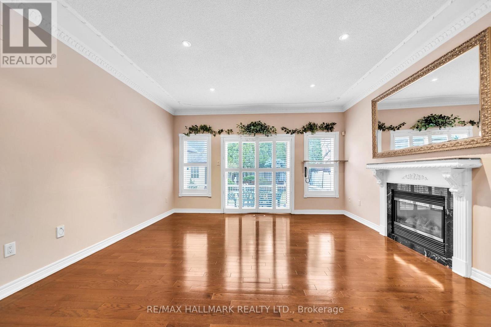 13 Briar Path Lane, Markham, ON - Indoor With Fireplace