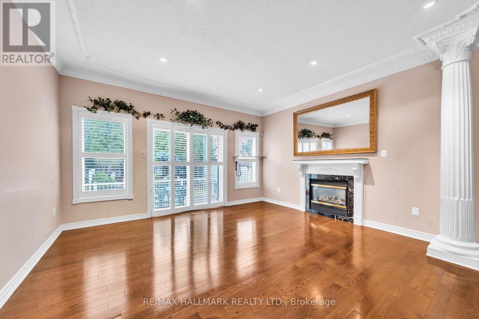 13 Briar Path Lane, Markham, ON - Indoor With Fireplace