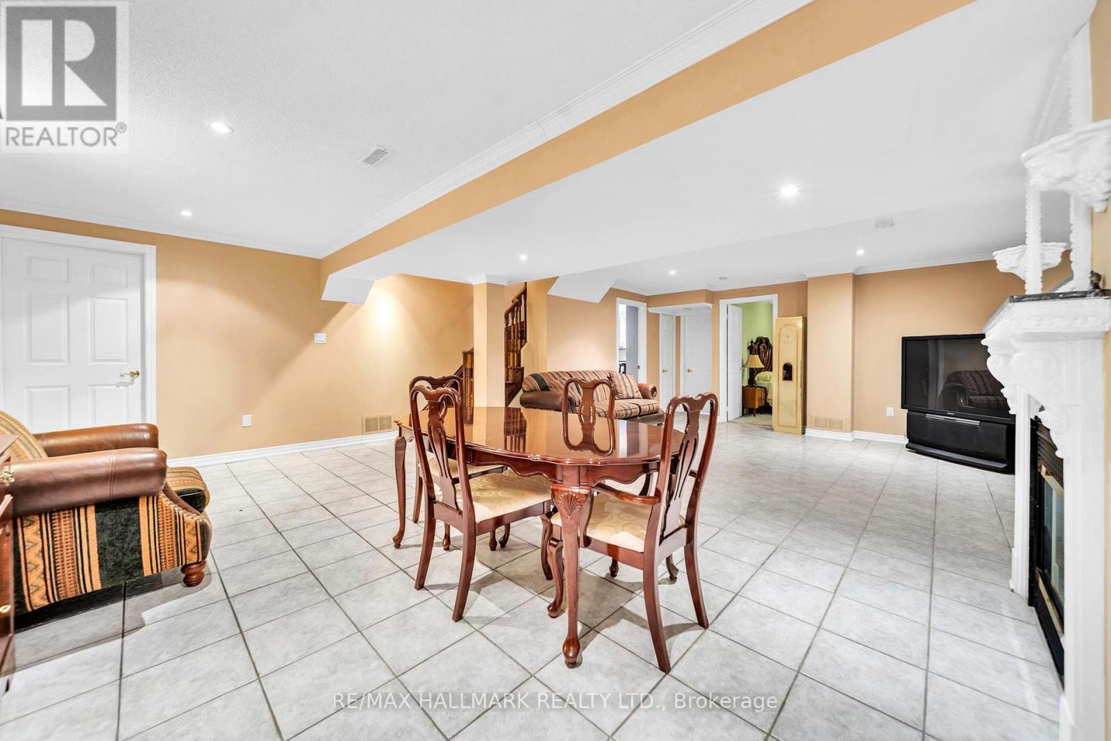13 Briar Path Lane, Markham, ON - Indoor