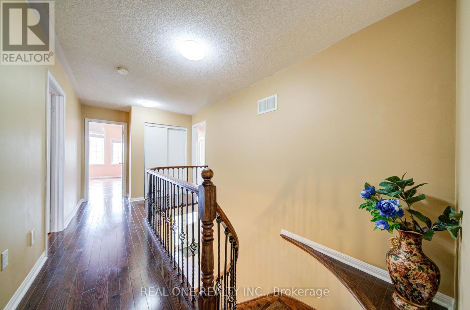 3696 Waterfall Crescent, Mississauga, ON - Indoor Photo Showing Other Room