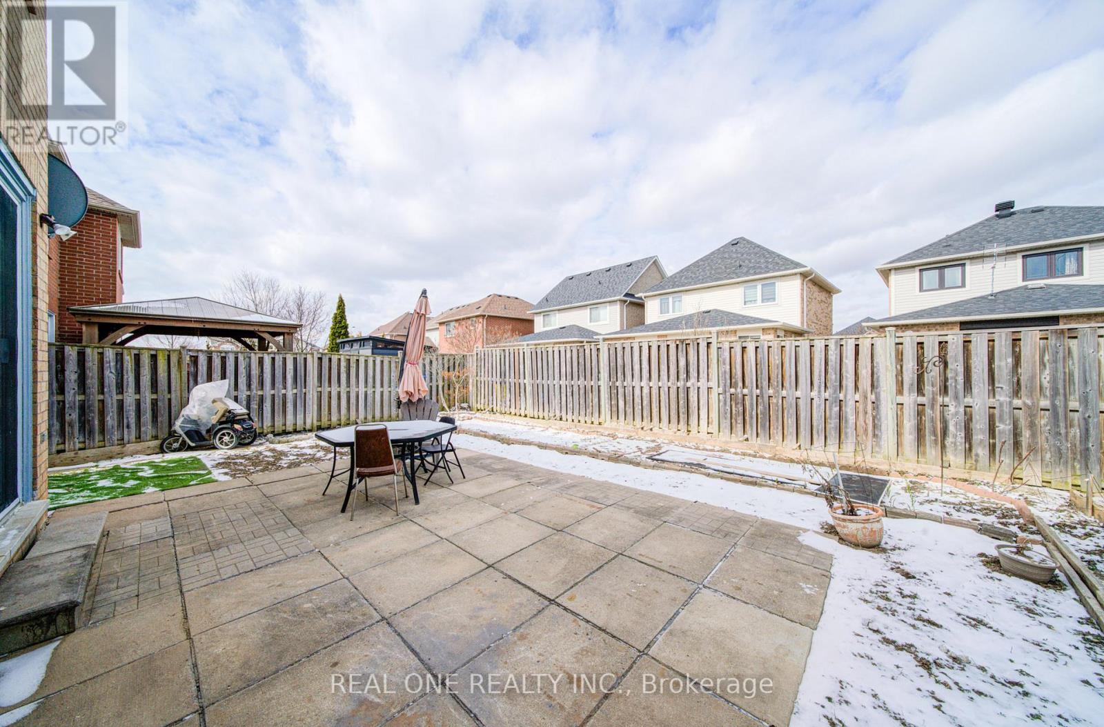 3696 Waterfall Crescent, Mississauga, ON - Outdoor With Exterior