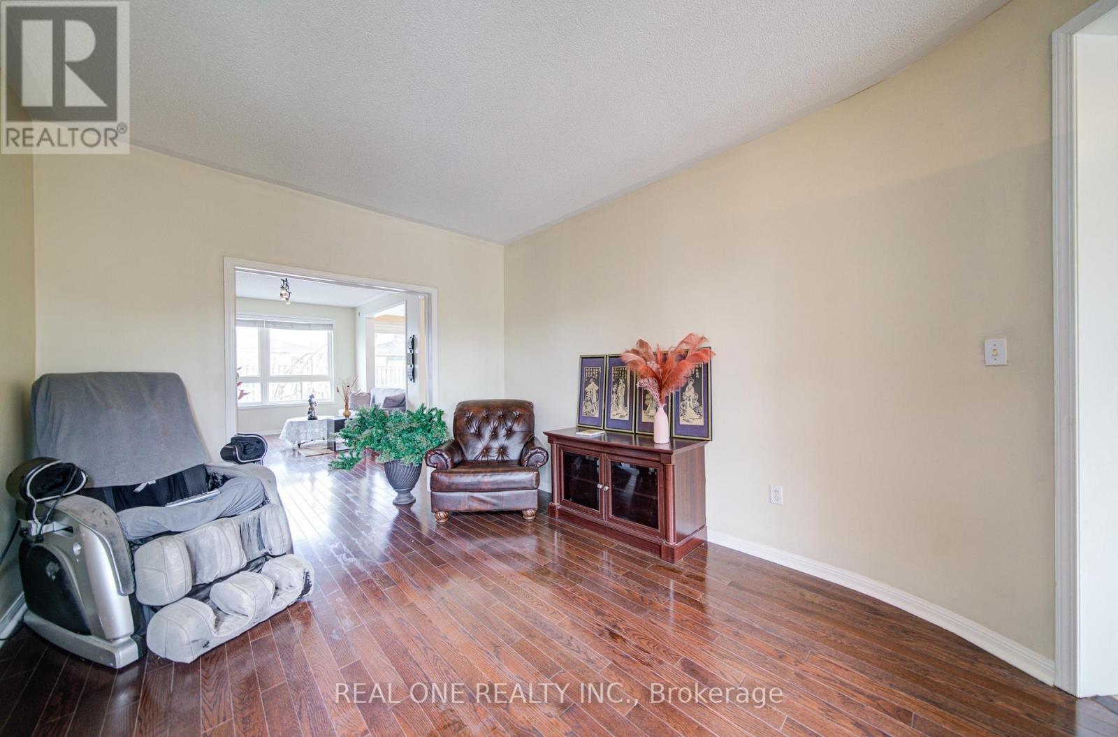 3696 Waterfall Crescent, Mississauga, ON - Indoor