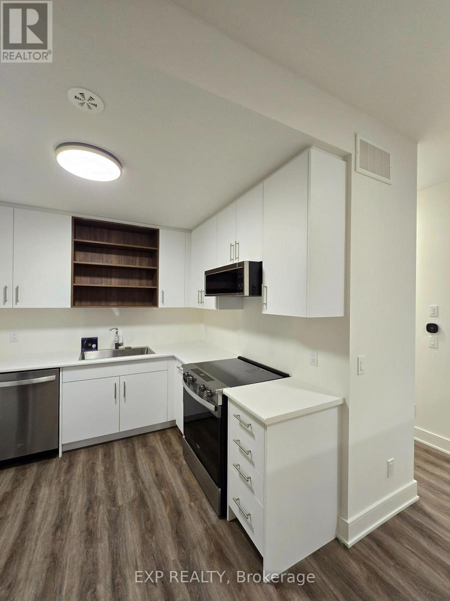 114 Everett Common, St. Catharines, ON - Indoor Photo Showing Kitchen