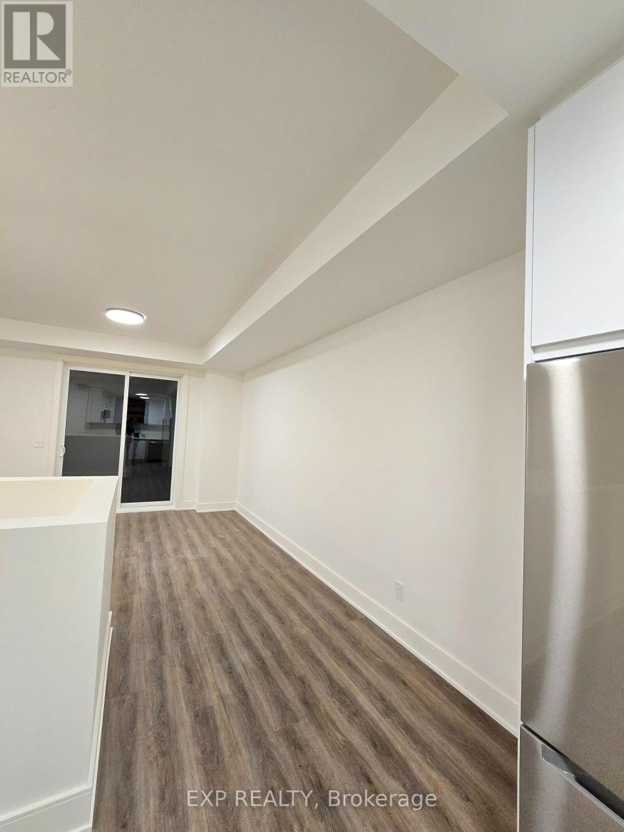 114 Everett Common, St. Catharines, ON - Indoor Photo Showing Other Room