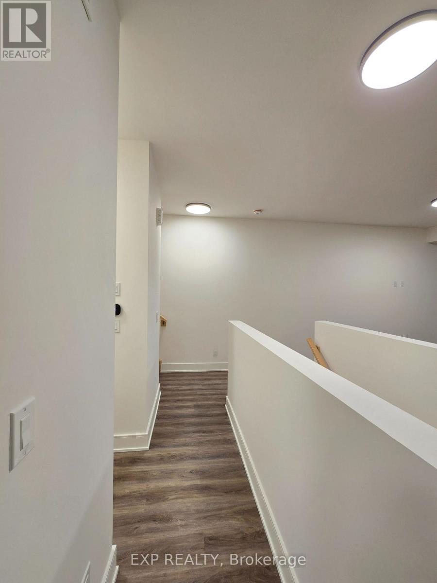 114 Everett Common, St. Catharines, ON - Indoor Photo Showing Other Room