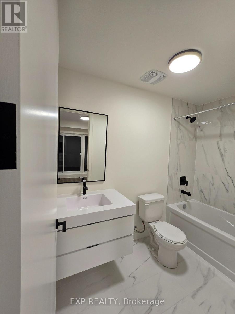 114 Everett Common, St. Catharines, ON - Indoor Photo Showing Bathroom