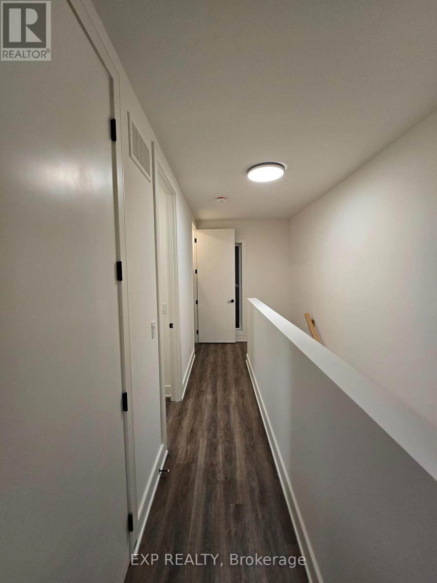 114 Everett Common, St. Catharines, ON - Indoor Photo Showing Other Room