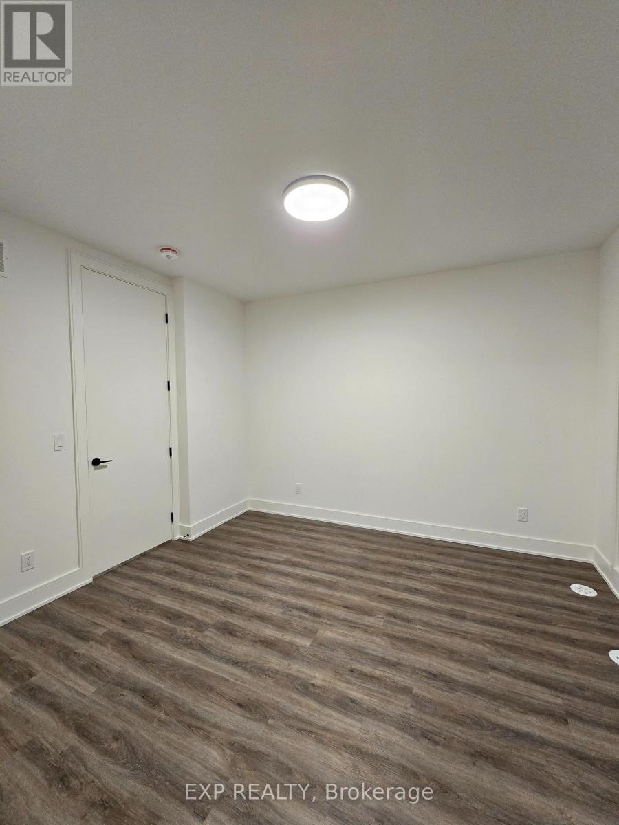 114 Everett Common, St. Catharines, ON - Indoor Photo Showing Other Room
