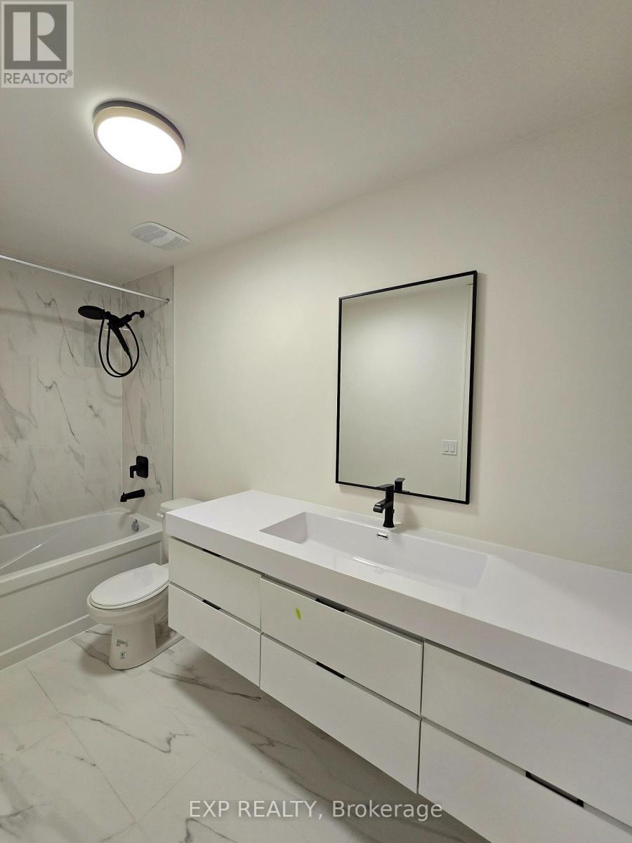 114 Everett Common, St. Catharines, ON - Indoor Photo Showing Bathroom