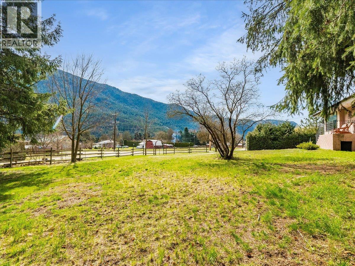 1663 Moran Road Road, Thrums, BC - Outdoor With View