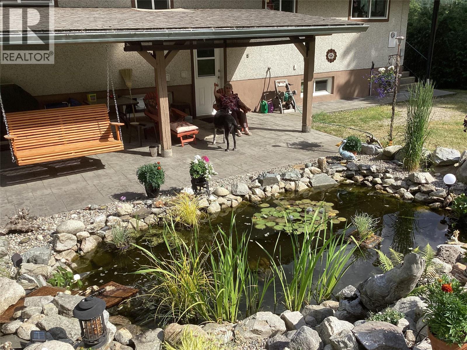 1663 Moran Road Road, Thrums, BC - Outdoor