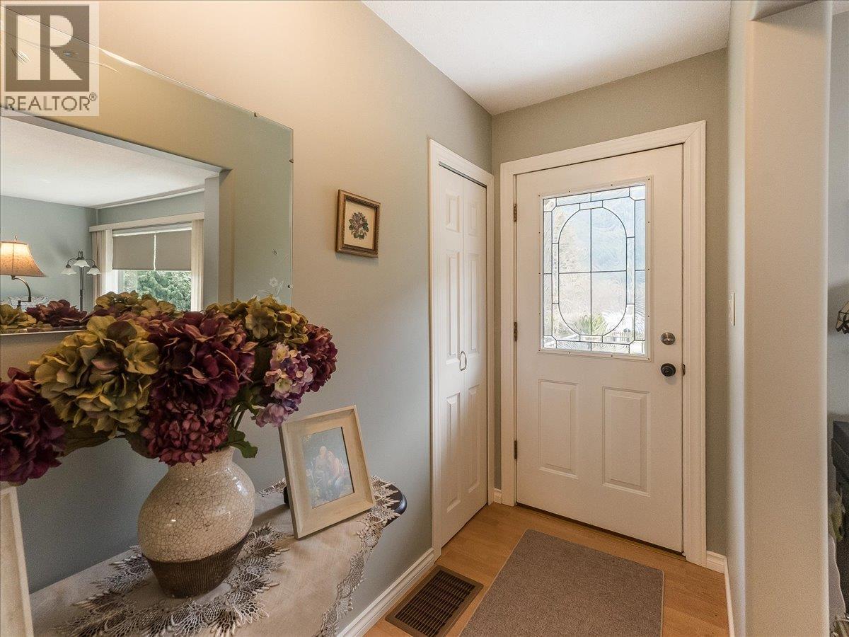 1663 Moran Road Road, Thrums, BC - Indoor Photo Showing Other Room