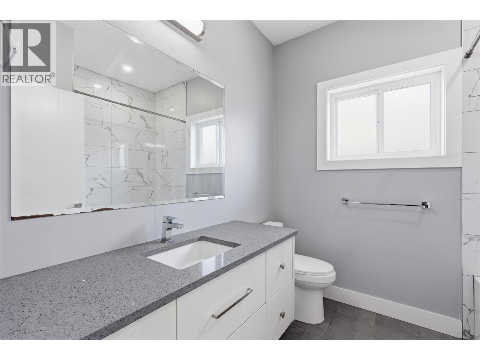 154 Williams Street, Kamloops, BC - Indoor Photo Showing Bathroom