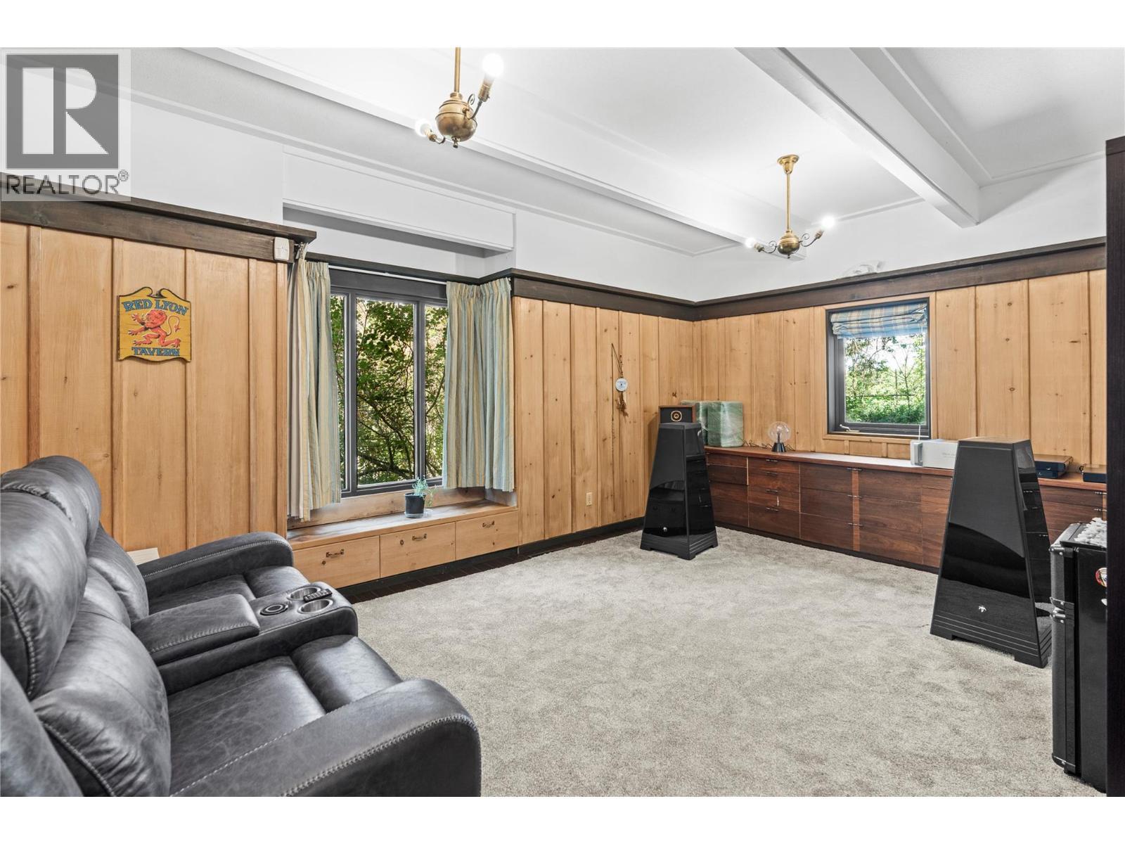 Primary Home Bedroom 1 - 1451 Mountview Road, Vernon, BC - Indoor